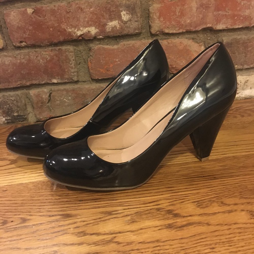Black Patent Leather Pump